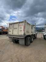 RTTC-01 TRACTOCAMION INTERNATIONAL 7600 SBA 6X4 - Imagen 2