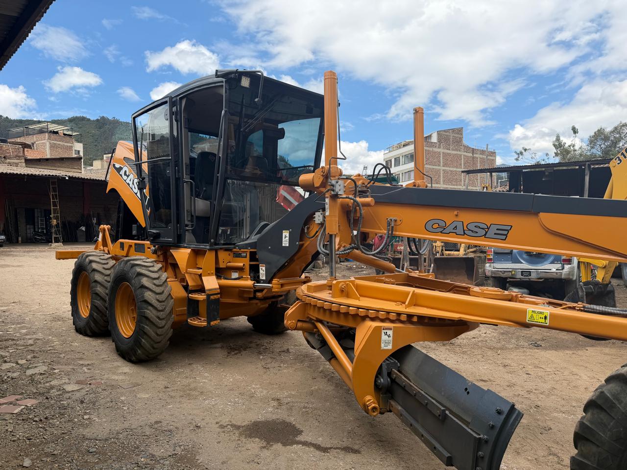WhatsApp Image 2026-03-10 at 8.05.57 PM PESC-012 Motoniveladora Case 845B - Imagen 1