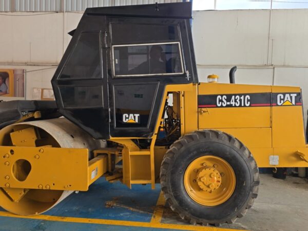 PESC-005 Vibrocompactador Caterpillar CS-431C