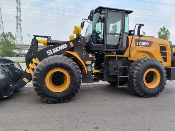 CARGADOR XCMG XC958