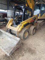 GSH2ING-008 MINI CARGADOR CATERPILLAR 236D